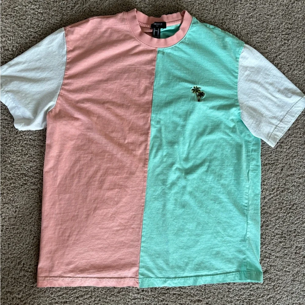 Forever 21 Men’s Short Sleeve T-shirt - Picture 1 of 5
